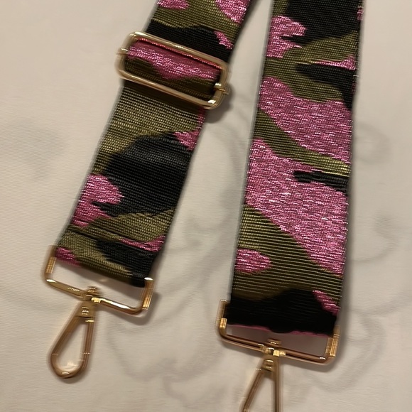 Adjustable purse/tote Strap - Picture 2 of 3